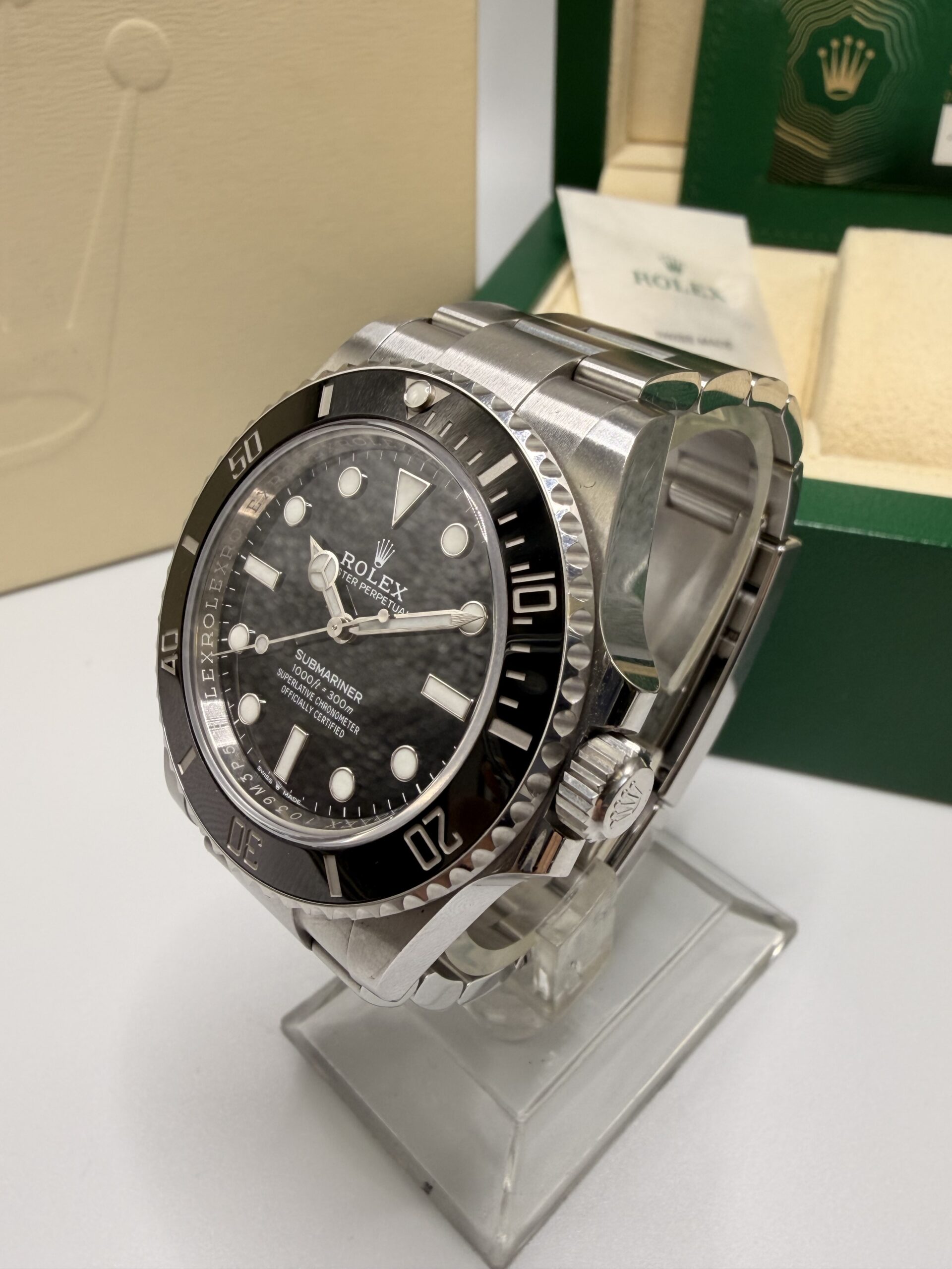Rolex Submariner (No Date) full set ref 124060 année 2022 – Image 3