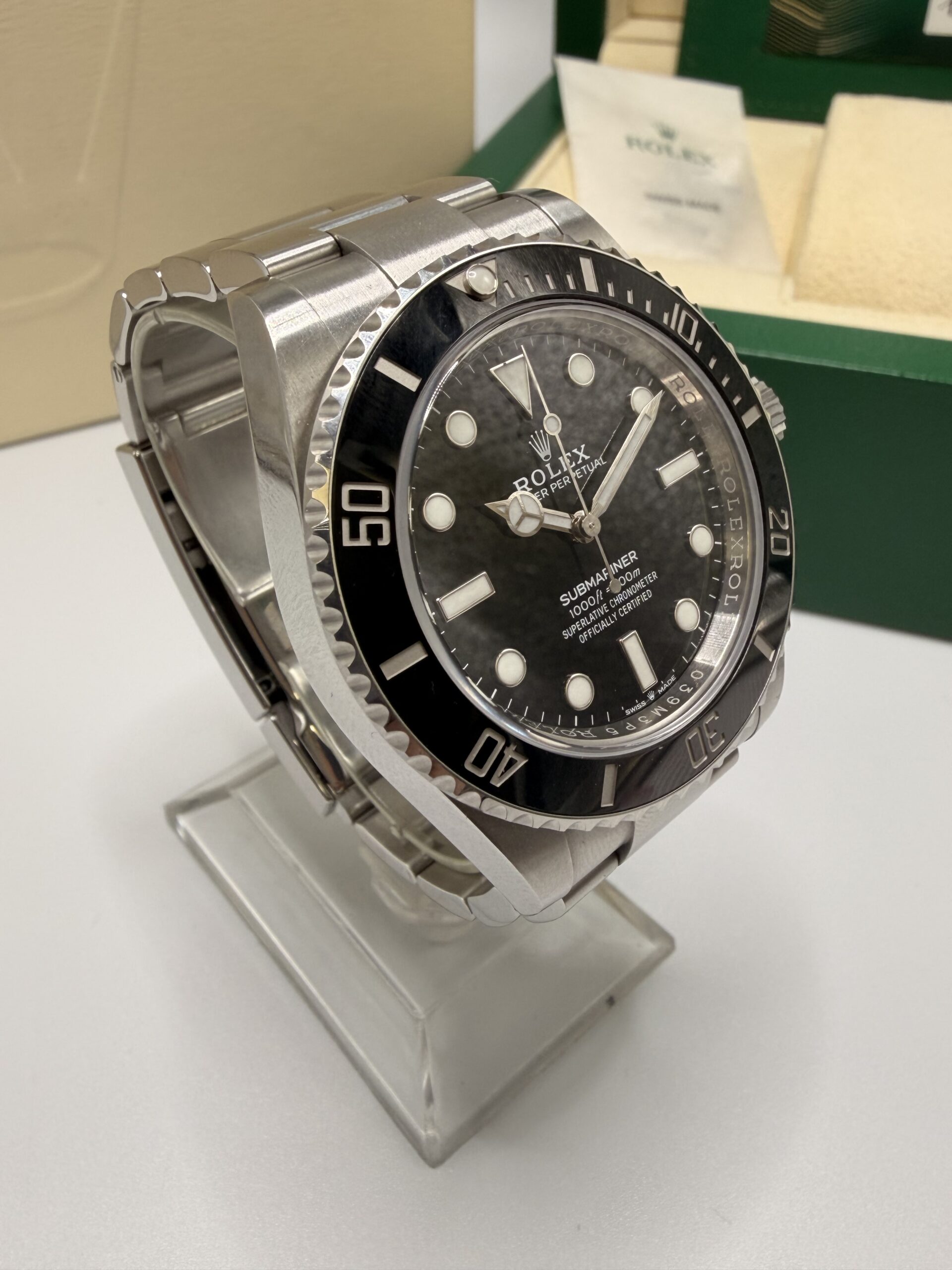 Rolex Submariner (No Date) full set ref 124060 année 2022 – Image 7