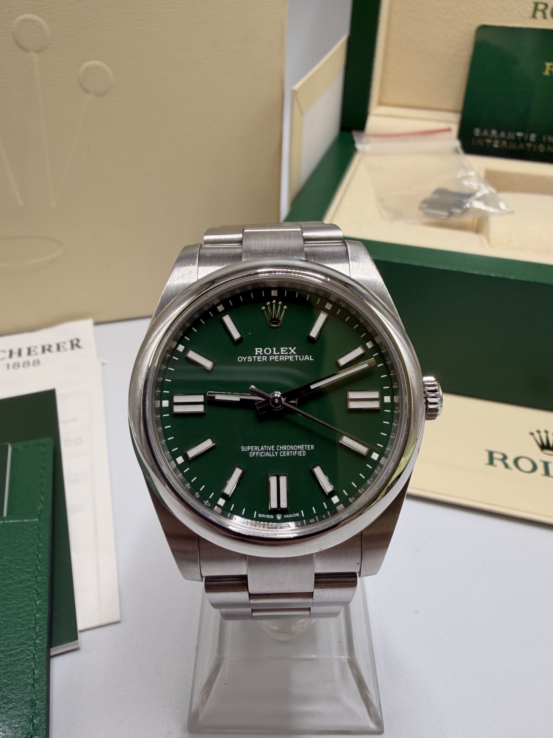 Rolex Oyster Perpetual 41 ref 124300 année 2022 Full Set – Image 2