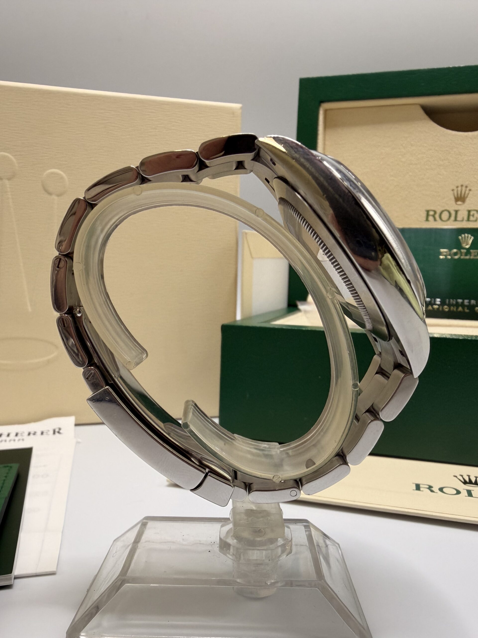 Rolex Oyster Perpetual 41 ref 124300 année 2022 Full Set – Image 6