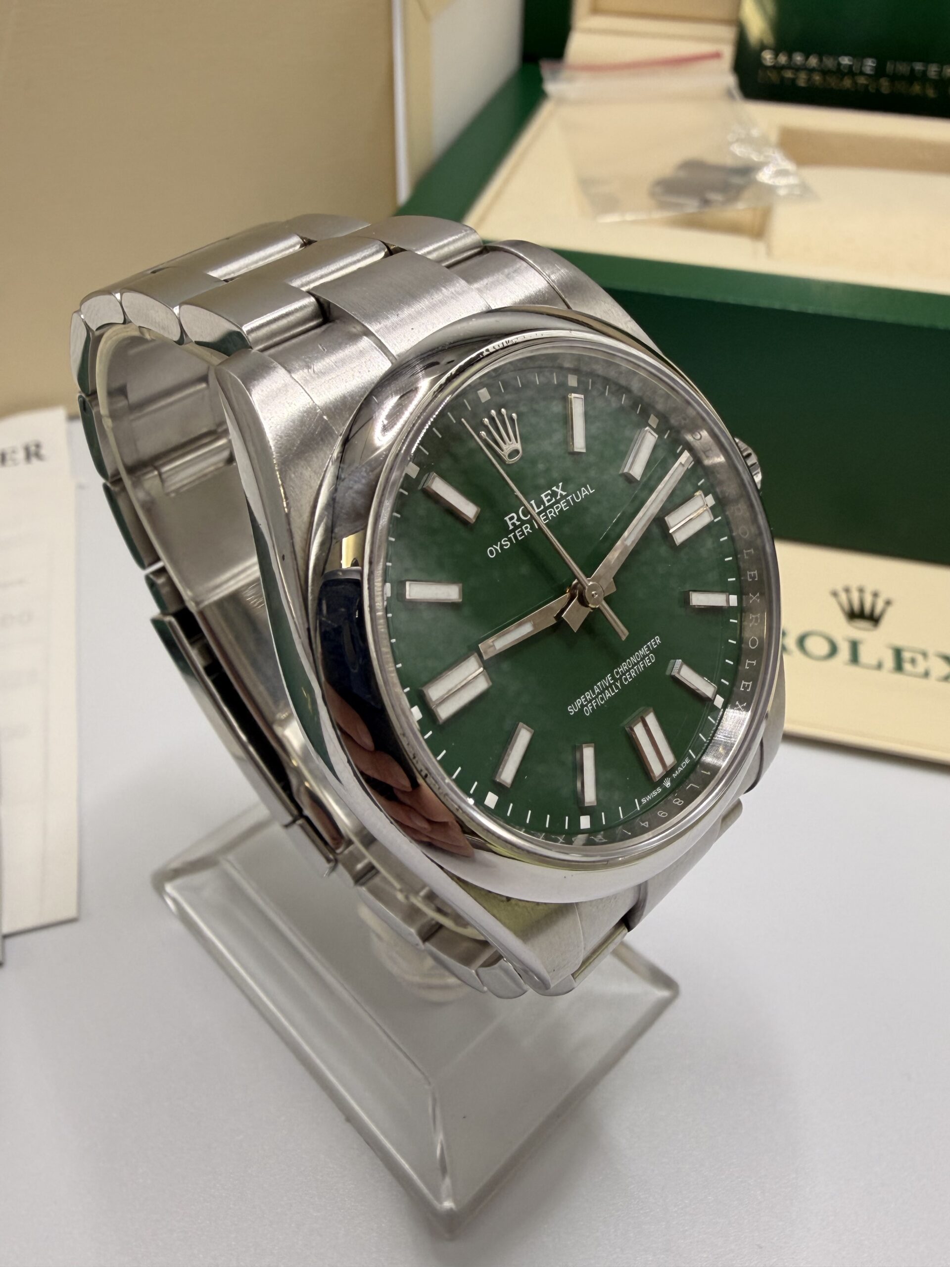 Rolex Oyster Perpetual 41 ref 124300 année 2022 Full Set – Image 7