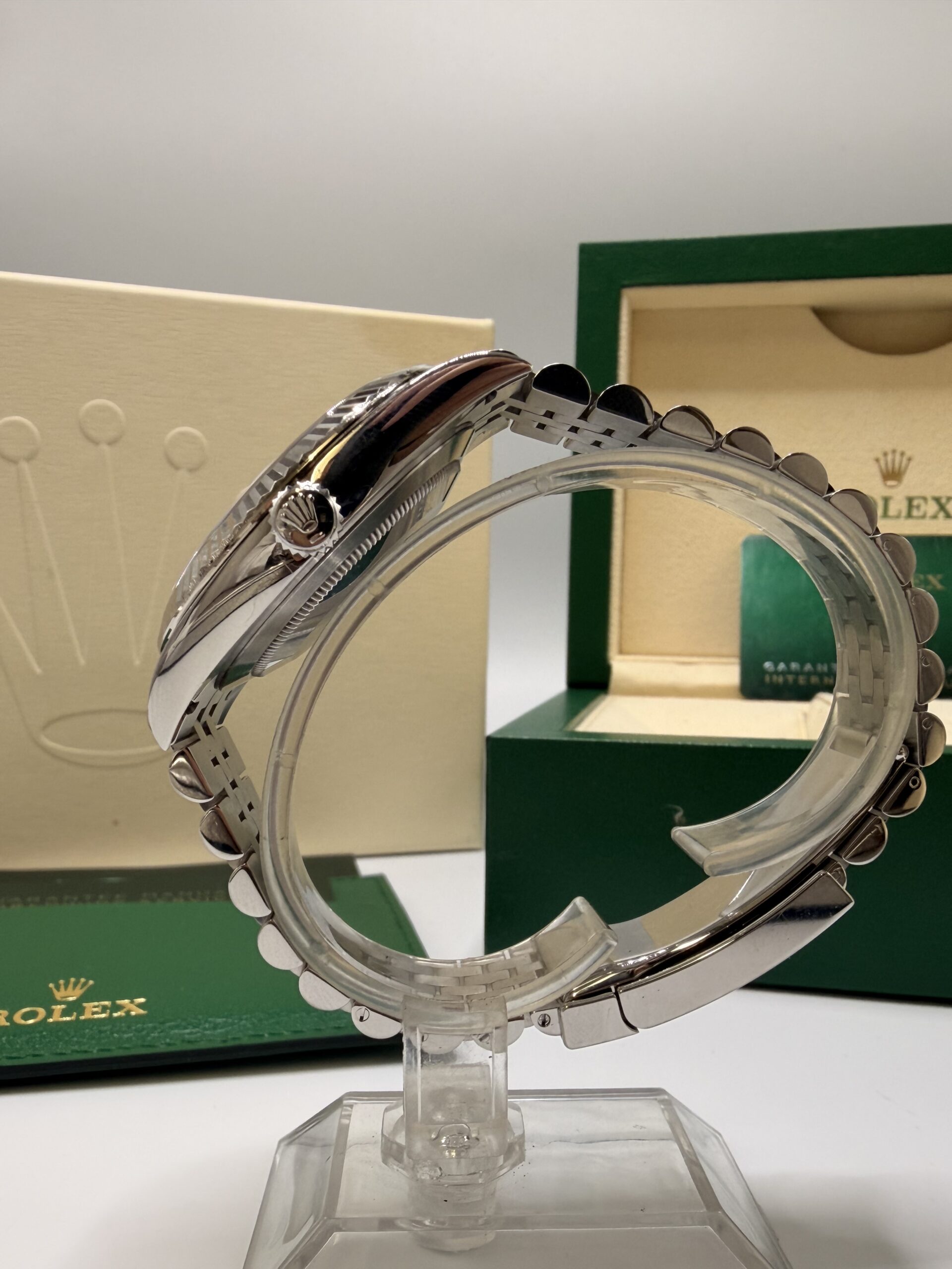 Rolex Datejust 41 ref 126334 Full Set année 2024 – Image 4