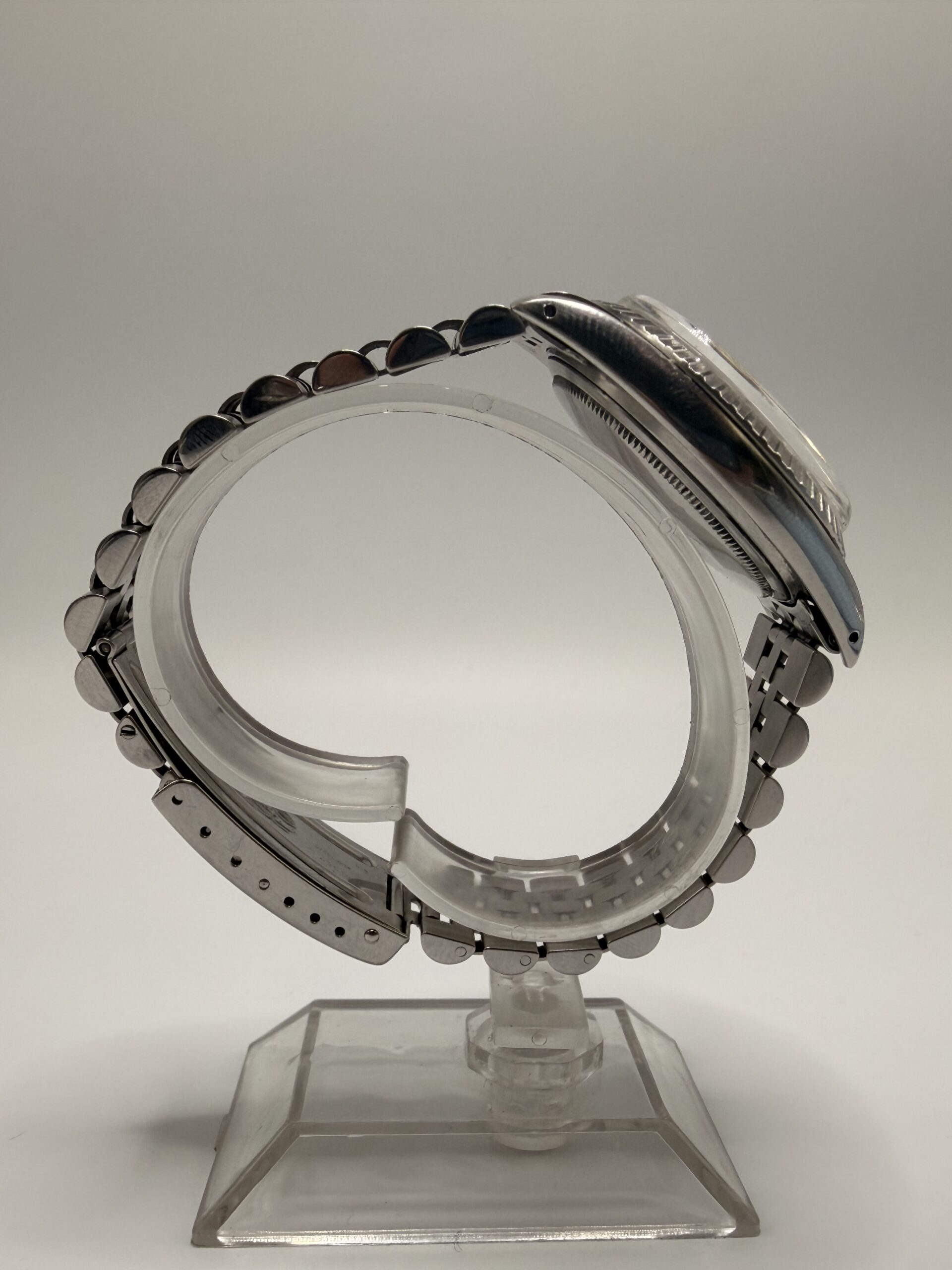 Rolex Datejust 36 Argent Linen Dial ref 1603 année 1974 – Image 6