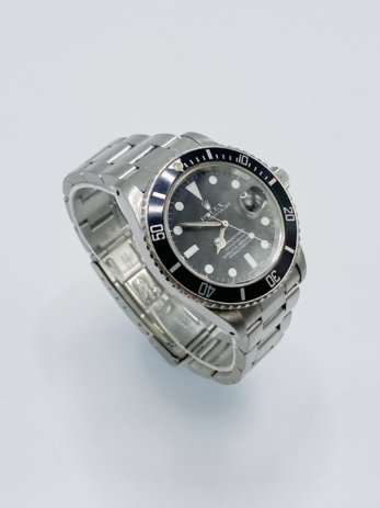 Rolex Submariner Date ref 16800 année 1982 – Image 3