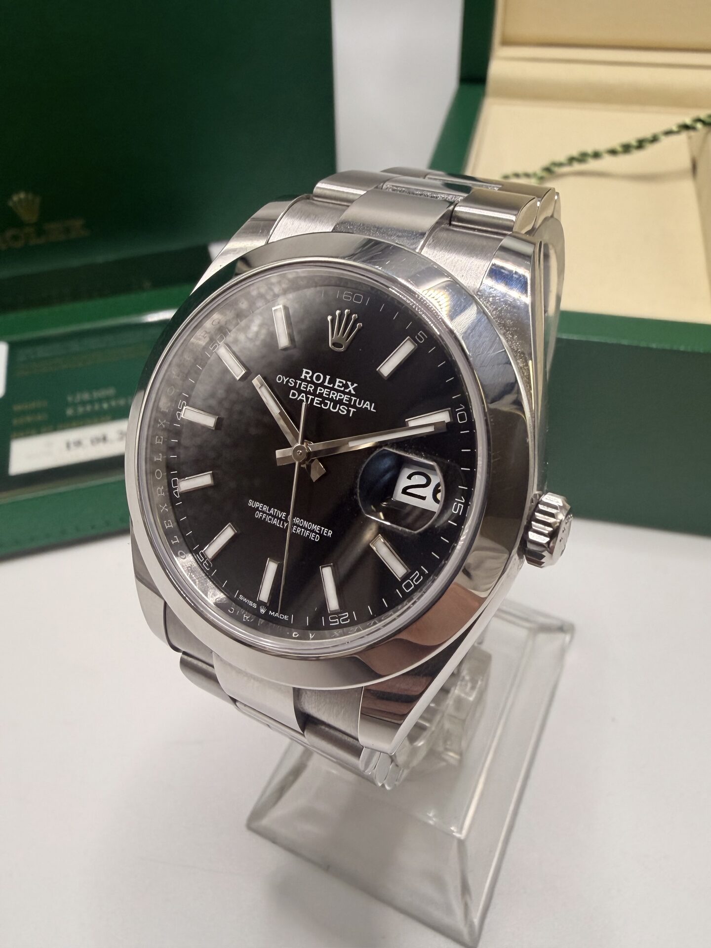 Rolex Datejust 41 Black Dial - Oyster Bracelet - 126300 - Full set 2025 – Image 3