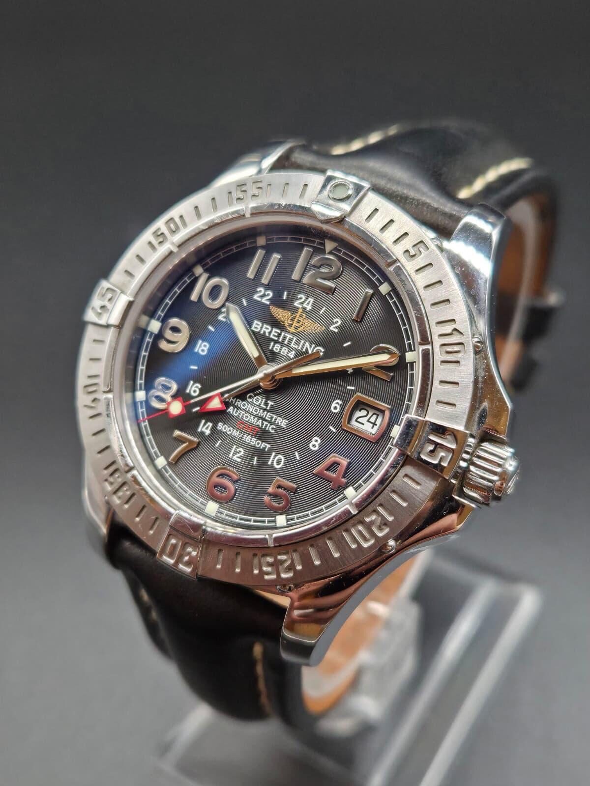 Breitling Colt GMT A32350 Année 2011 – Image 5