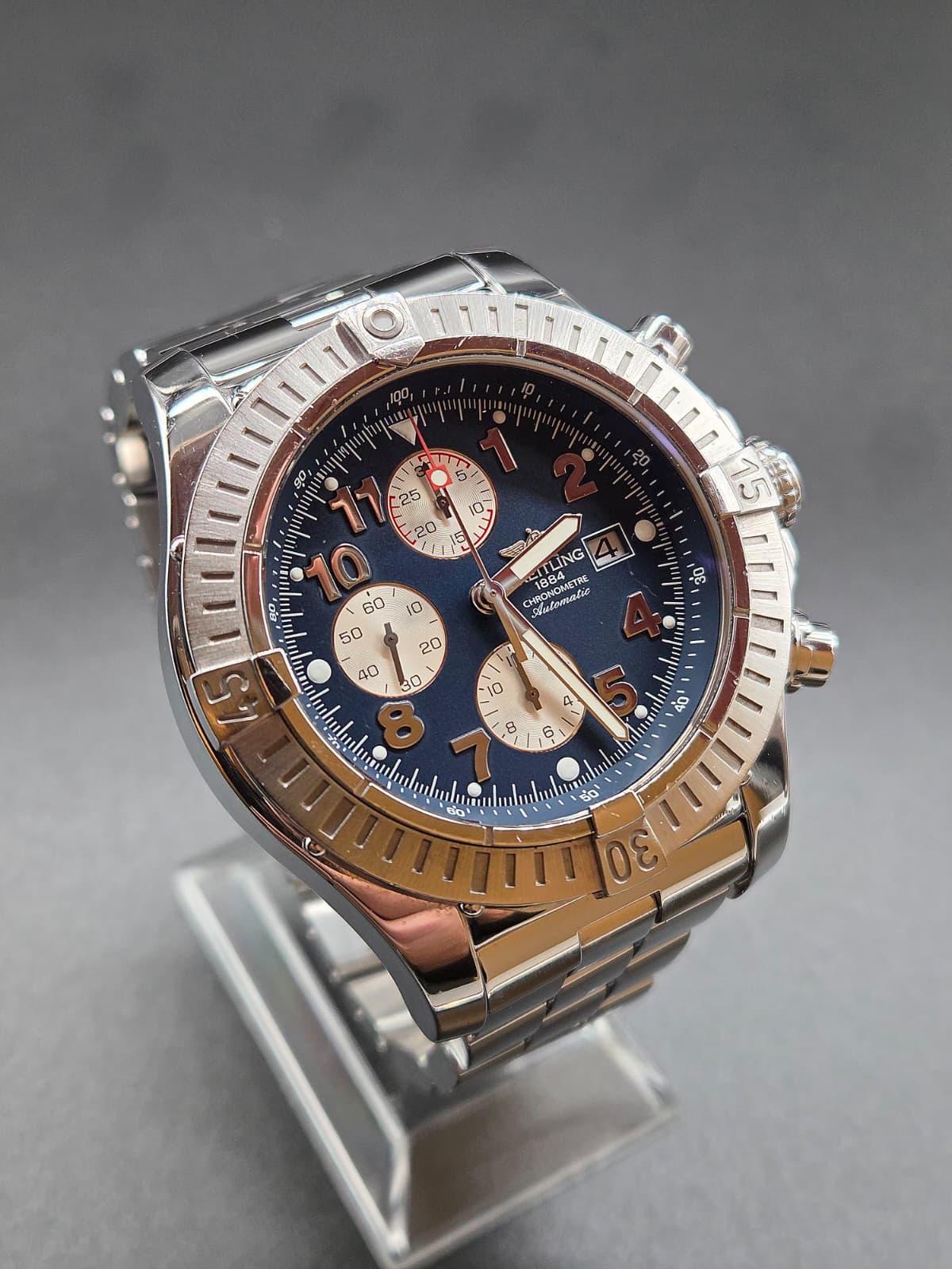 Breitling Super Avenger ref A13370 – Image 3