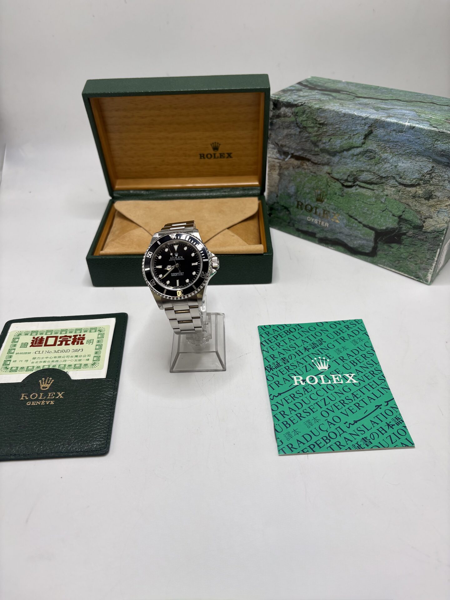 Rolex Submariner No Date 14060 Année 2000 – Image 8