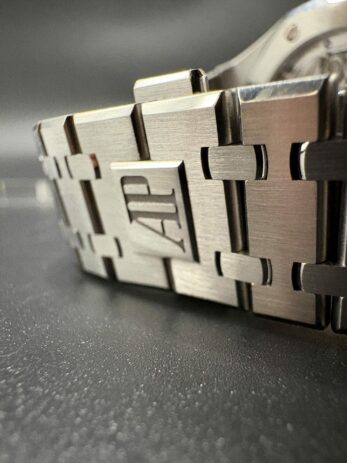 Audemars Piguet Royal Oak 15500ST Année 2021 – Image 5