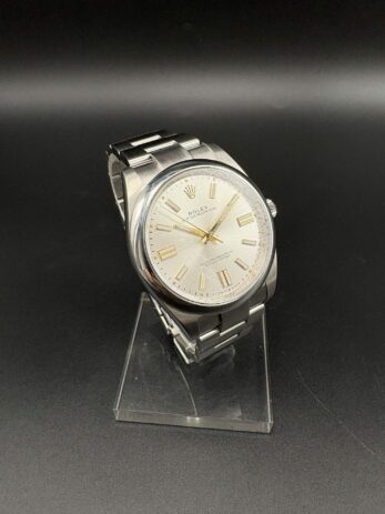Rolex Oyster Perpetual 124300 Année 2025 – Image 4