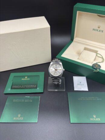 Rolex Oyster Perpetual 124300 Année 2025 – Image 8